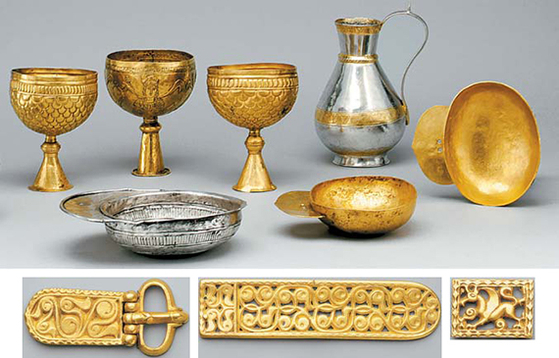 아발족의 화려한 금세공 유물(6~8세기). [사진 위키피디아]