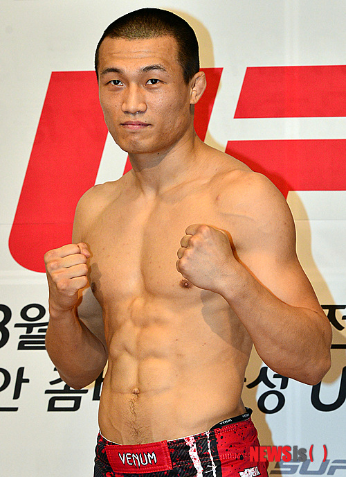 Ufc ì •ì°¬ì„± 4ì¼ ì•Œë„ ìƒëŒ€ë¡œ ì•„ì‹œì•„ ìµœì´ˆ íƒ€ì´í‹€ ë„ì „ ì¤'ì•™ì¼ë³´